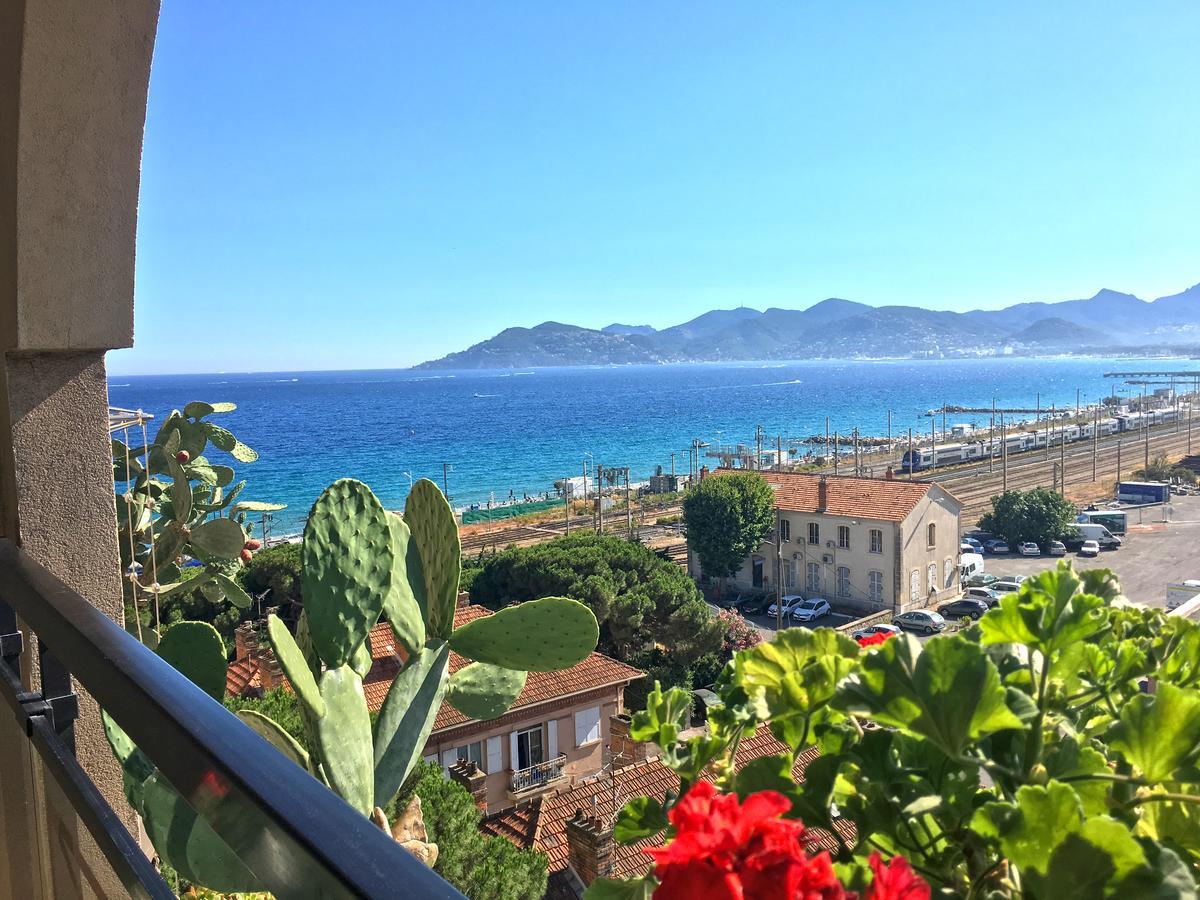 Myhome Riviera - Cannes Sea View Apartment Rentals Екстериор снимка
